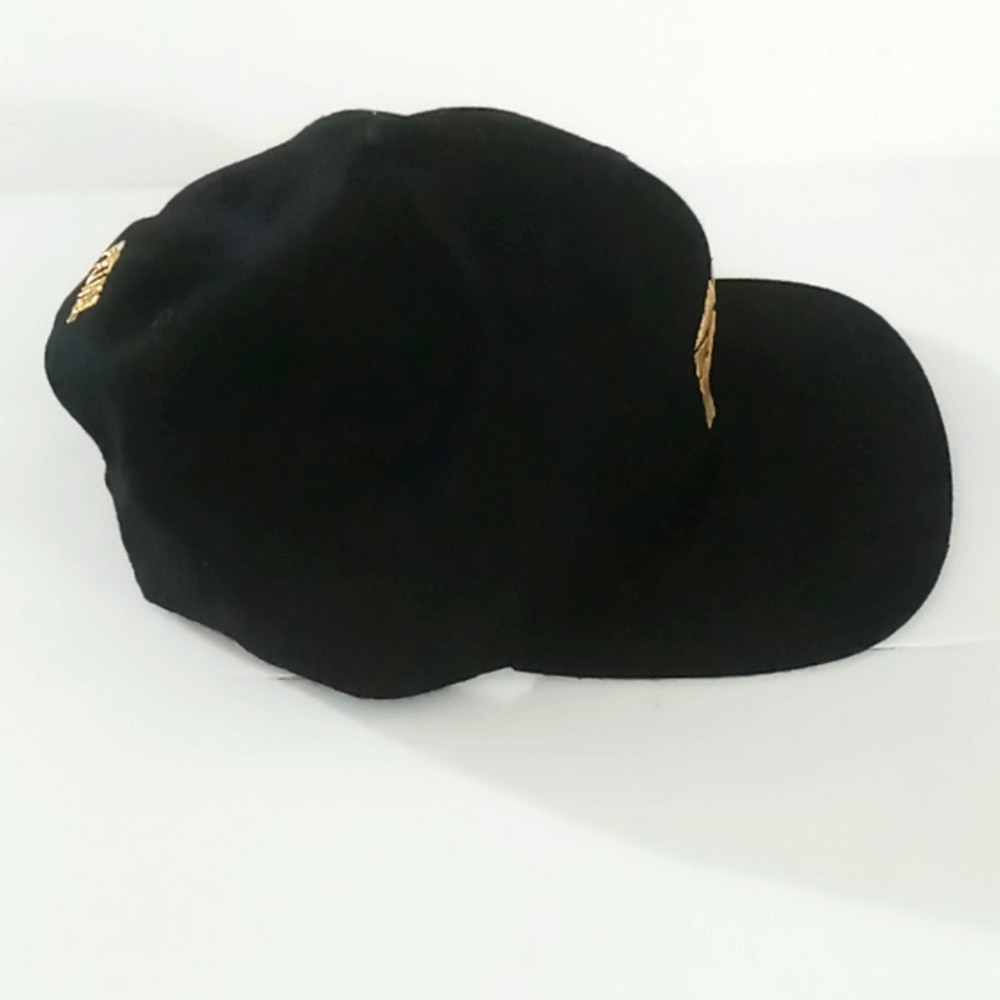 Royalty Snapback - Picture 3 of 5